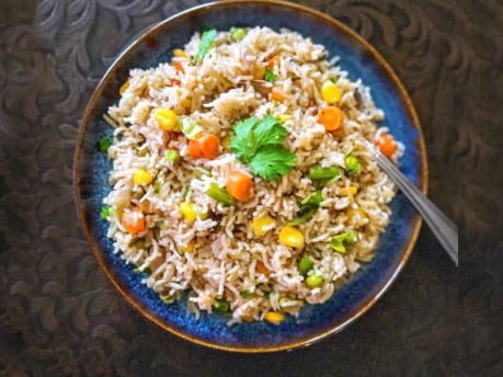 Monday Lunch - Mix Veg Pulao with Curd Rice, Chapati/Curry, and Gulab Jamun